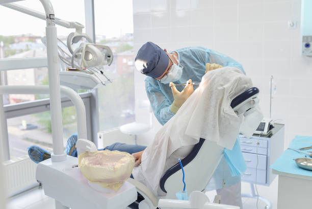 Best Emergency Dentist for Knocked-Out Tooth in Tuntutuli, AK